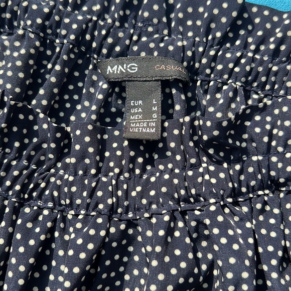 MNG flouncy mini skirt. Size large - Picture 3 of 3